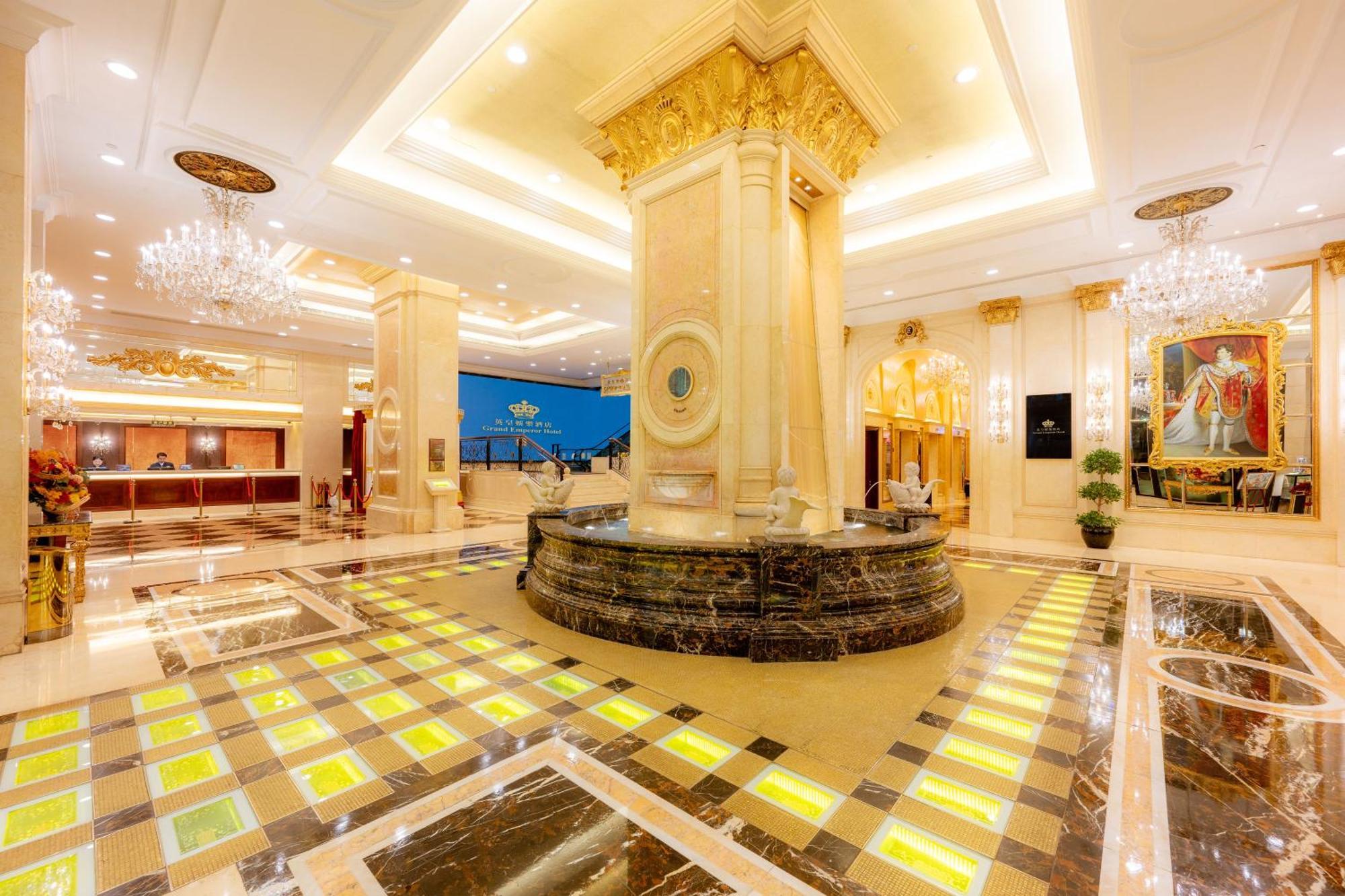 Grand Emperor Hotel Macao Esterno foto